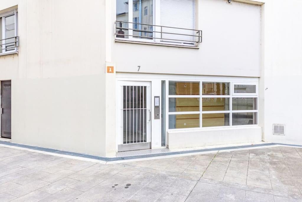 Pierre Semard Apartment